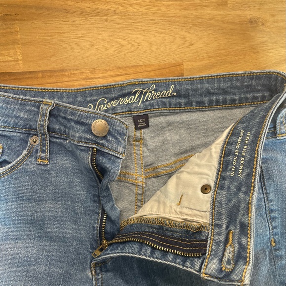 Universal Thread High Rise Skinny Jeans - Picture 5 of 10